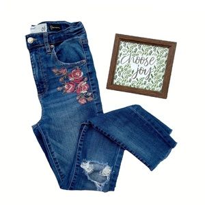 Garage Floral Appliqué Distressed High Rise Cropped Raw Hem Skinny Jeans